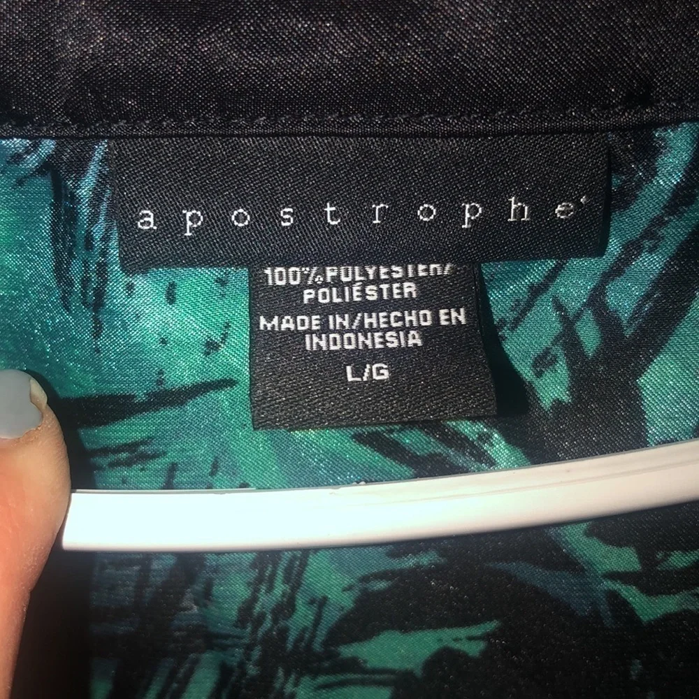 Apostrophe Green and Black Tropical Palm Print Top Large - Picture 13 of 13